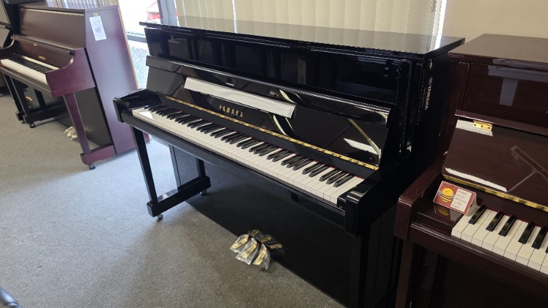 Additional image for Yamaha B2