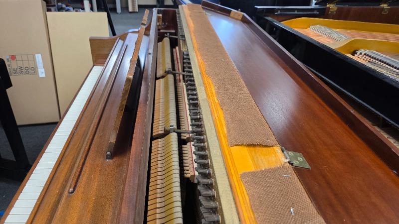 Additional image for Lowrey Upright