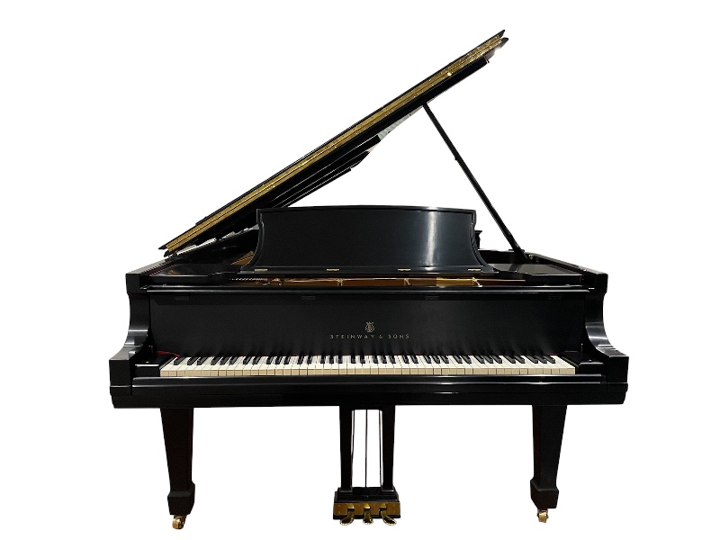 SteinwayD-front.png