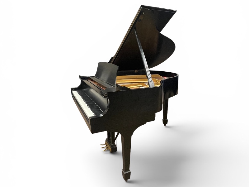 SteinwayS2857.png
