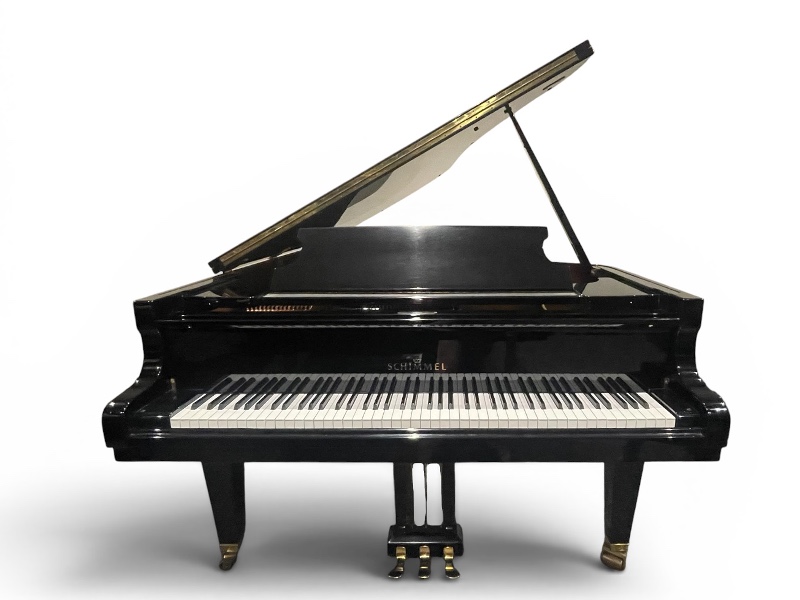 Schimmel208-front.png
